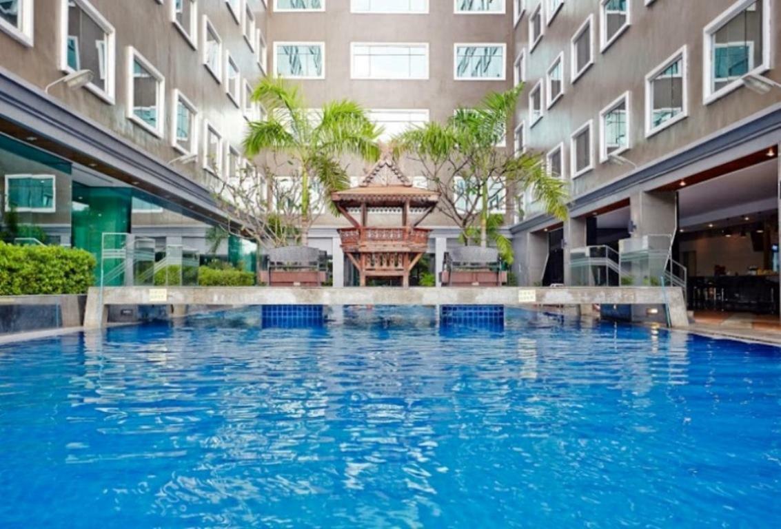 Ease Jomtien Hotel Kültér fotó