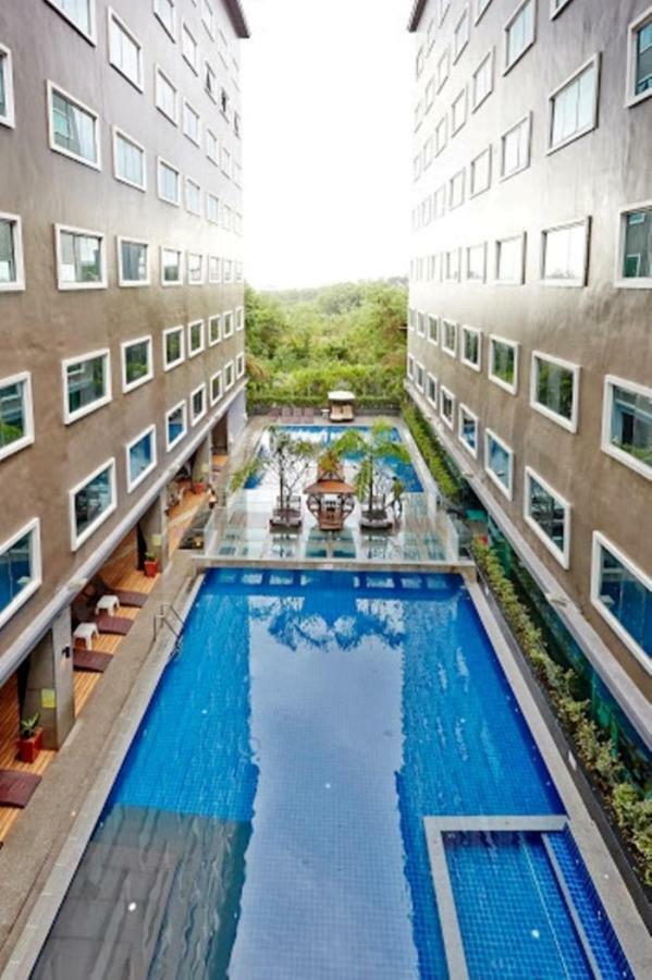 Ease Jomtien Hotel Kültér fotó