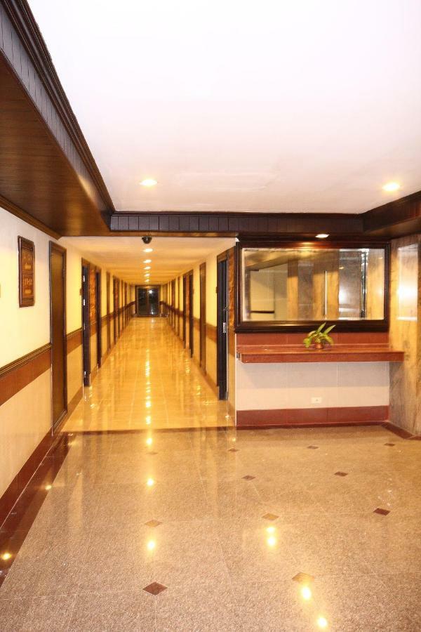 Ease Jomtien Hotel Kültér fotó